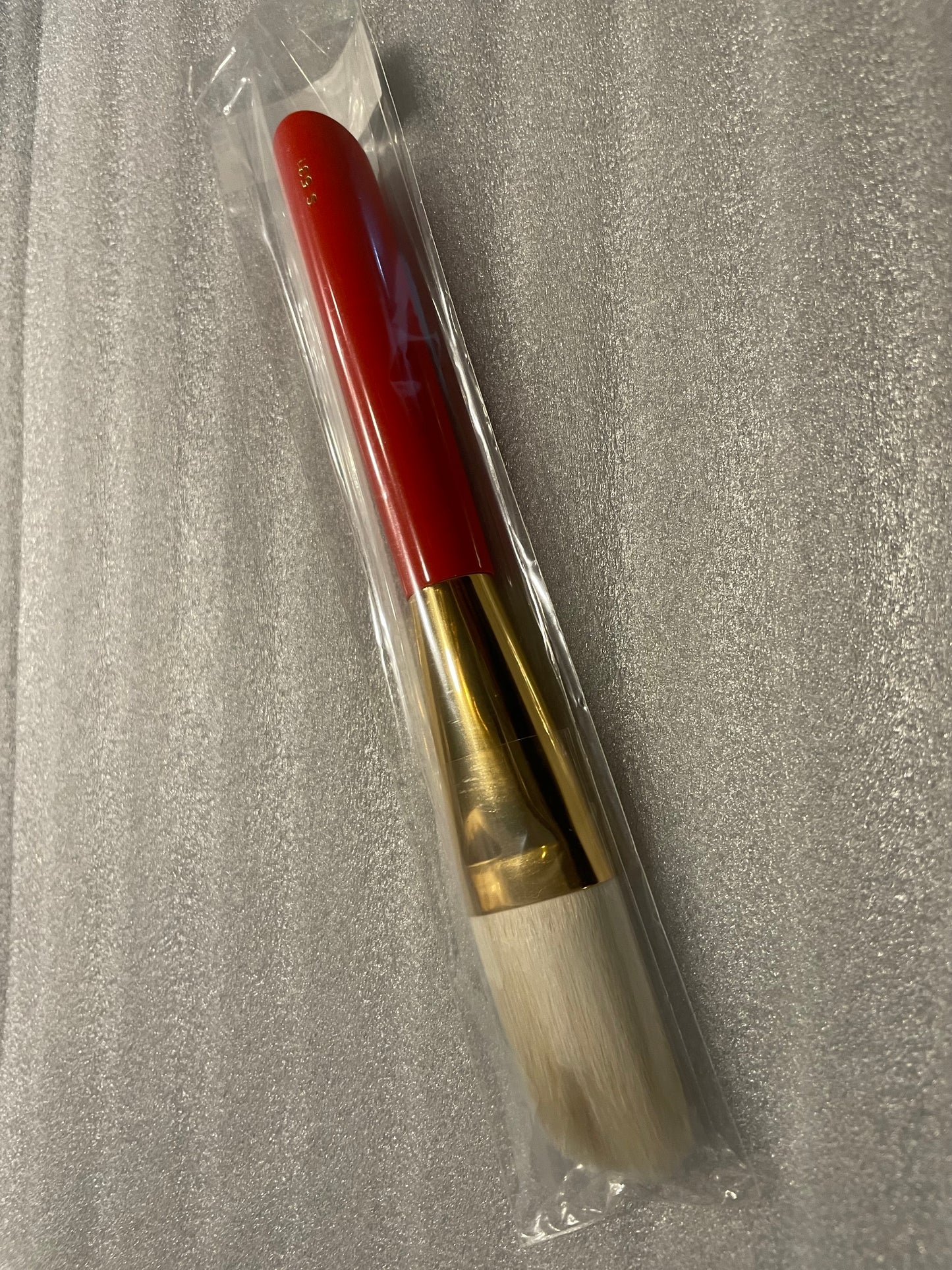 Hakuhodo S531 Powder Brush Angled (Hair:Goat)