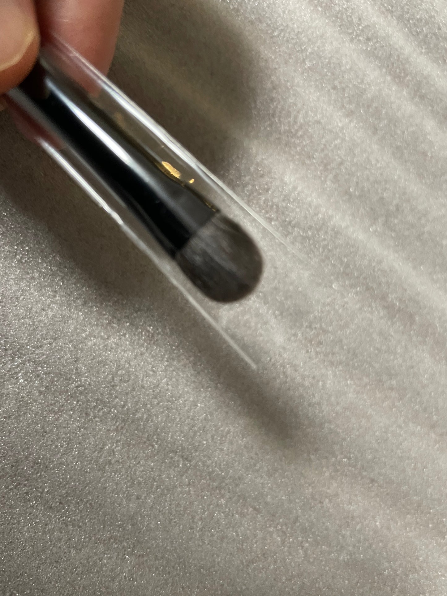 Fude Japan Eyeshadow (the same handle & bristle as SUQQU Grey Squirrel )