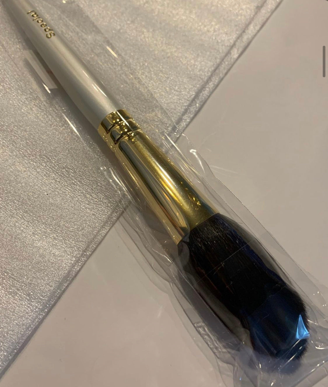 Chikuhodo G-9 Powder Brush (grey squirrel)