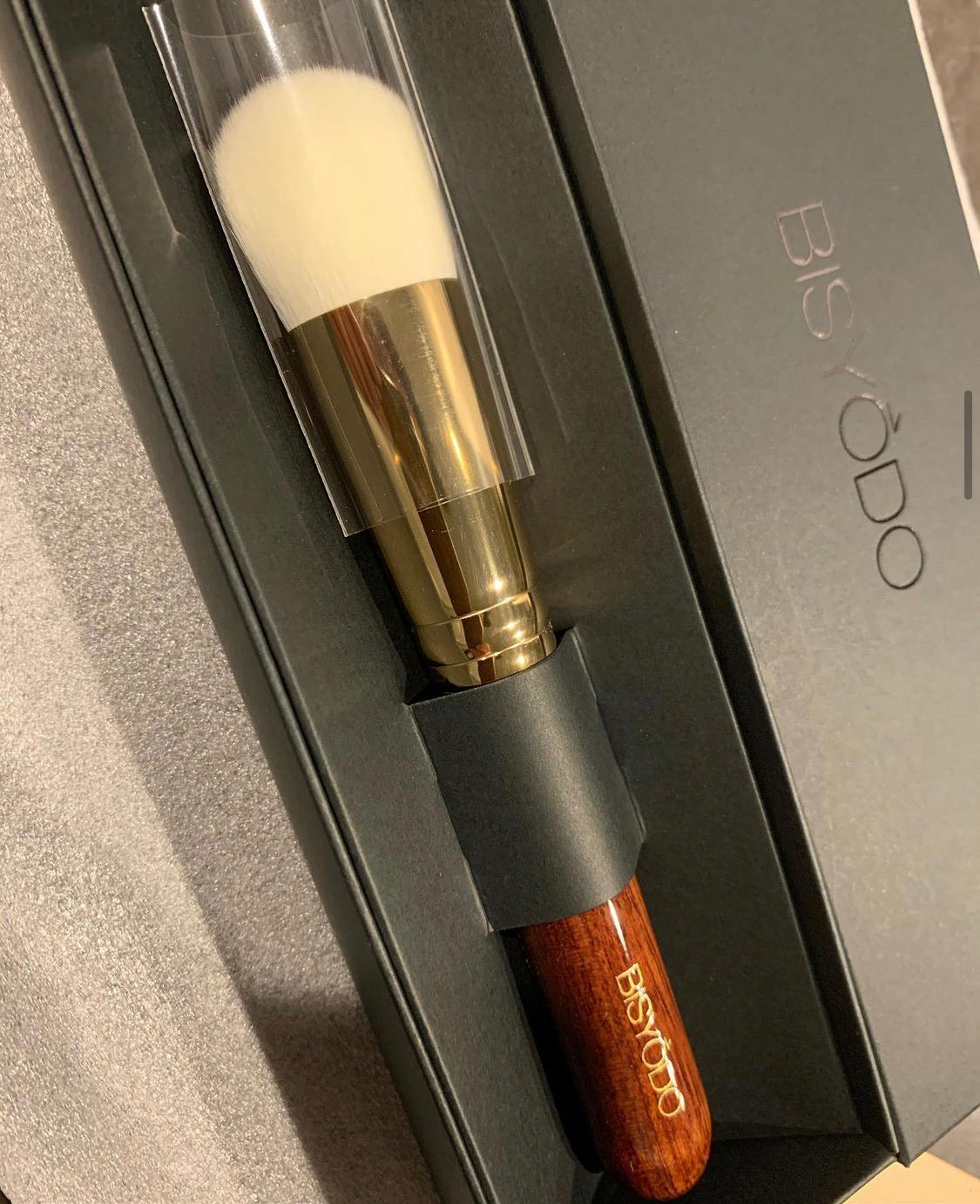 Bisyodo B-LF-01 Liquid Foundation Round Flat