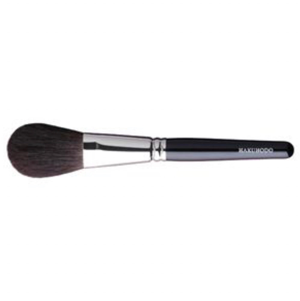 Hakuhodo K002N Powder Brush Round & Angled (Hair Type: Grey Squirrel Hair and Synthetic Fiber)