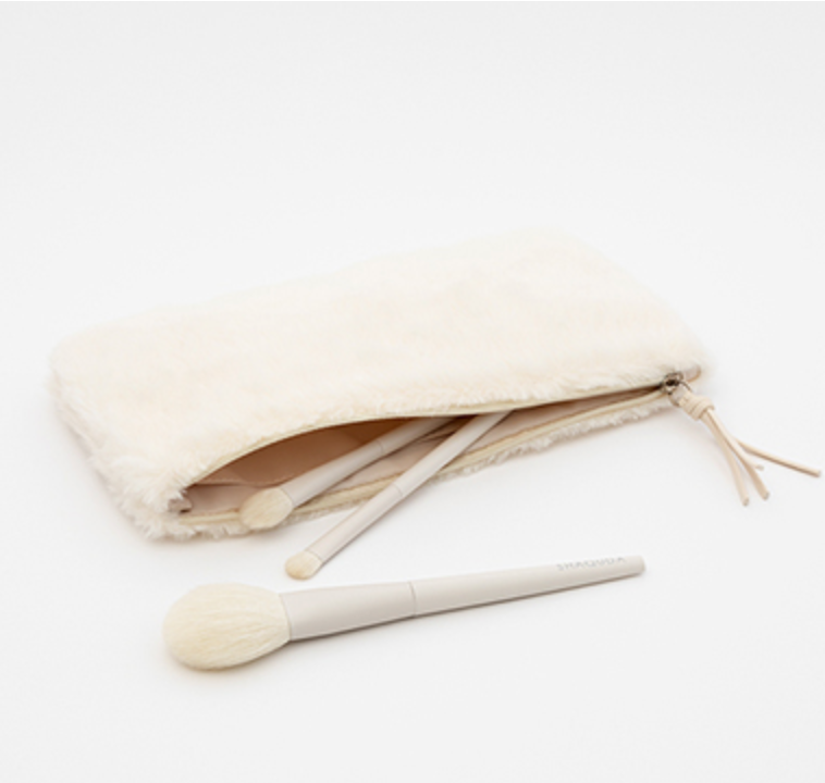 Shaquda Winter Brush Set "Powder White" (goat) (Nov 1)