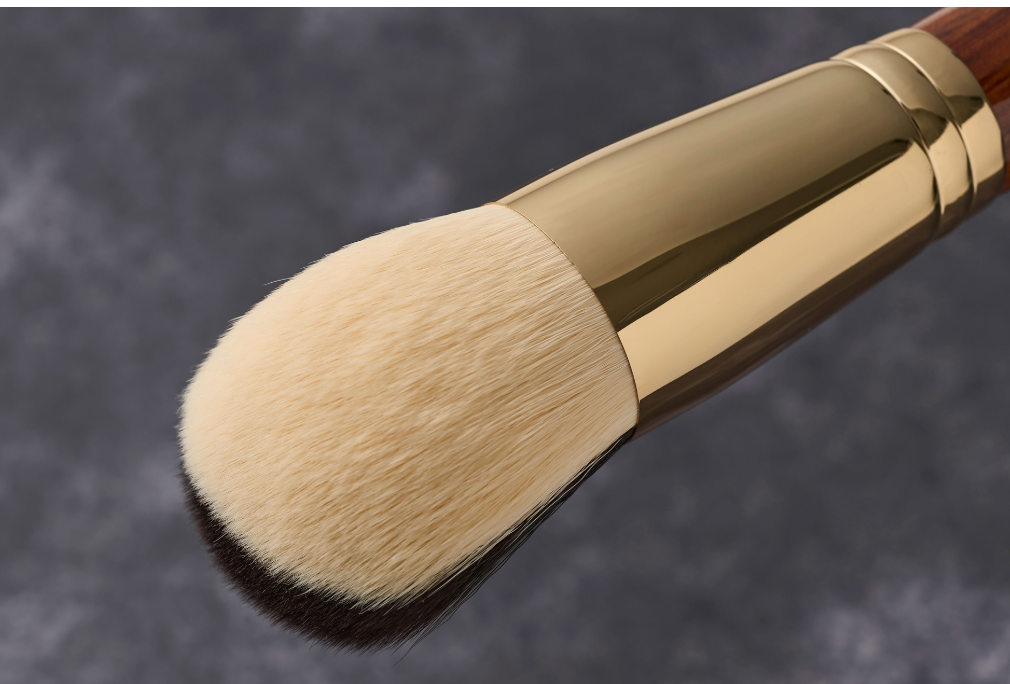 Bisyodo B-LF-02 Liquid Foundation Brush (Large)
