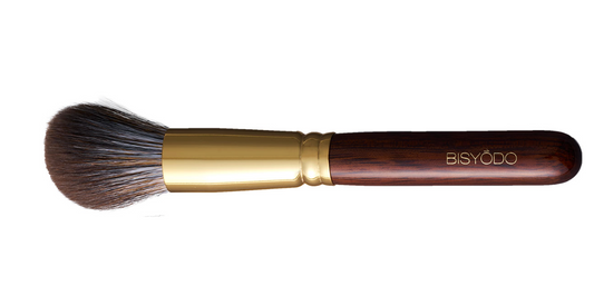 Bisyodo B-P-03 Perfect Fit Powder Brush Angled (Fox Hair / Saikoho Goat Hair)