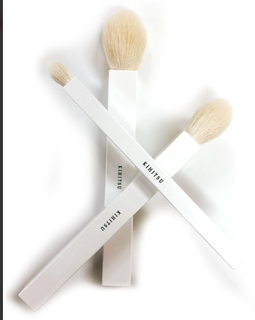 Kihitsu Square brush set (goat) + Facial Cleansing Brush( shikaku4) with a Paulownia box