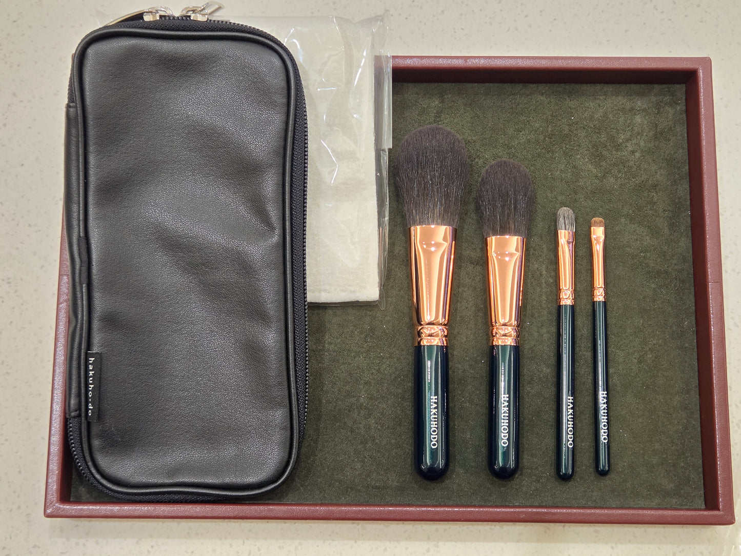 Hakuhodo Elegant Makeup Brush Set (Limited Edition) T
