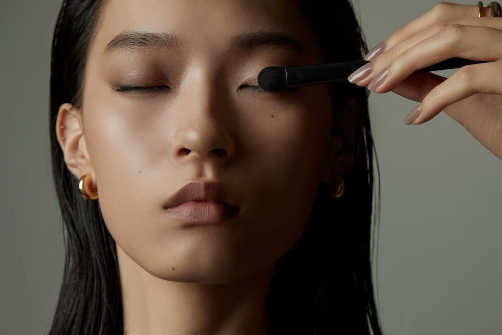 3. SOYO Eyeshadow Brush