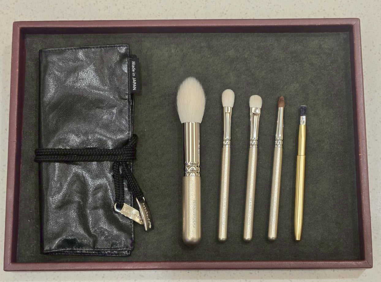 Hakuhodo 2025 Takashimaya set