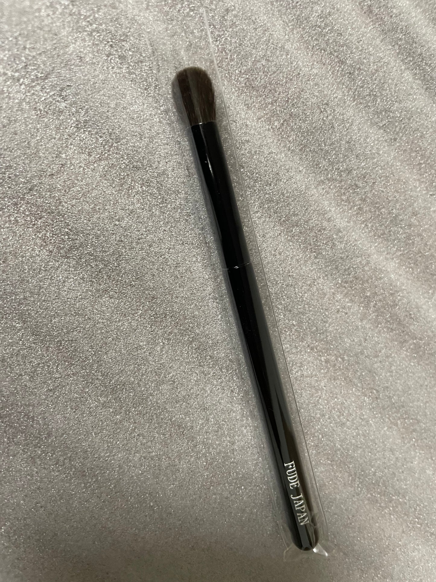 Fude Japan Eyeshadow  (the same as SUQQU Grey Squirrel brushes that were discontinued)