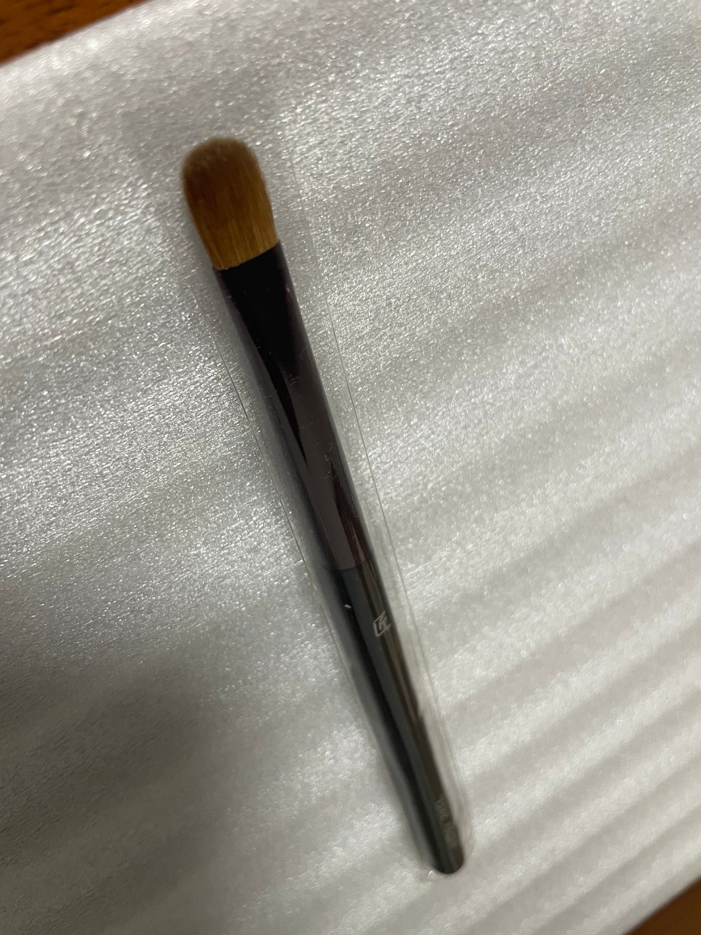 Kyureido KT003 Eyeshadow brush  Hair: Weasel