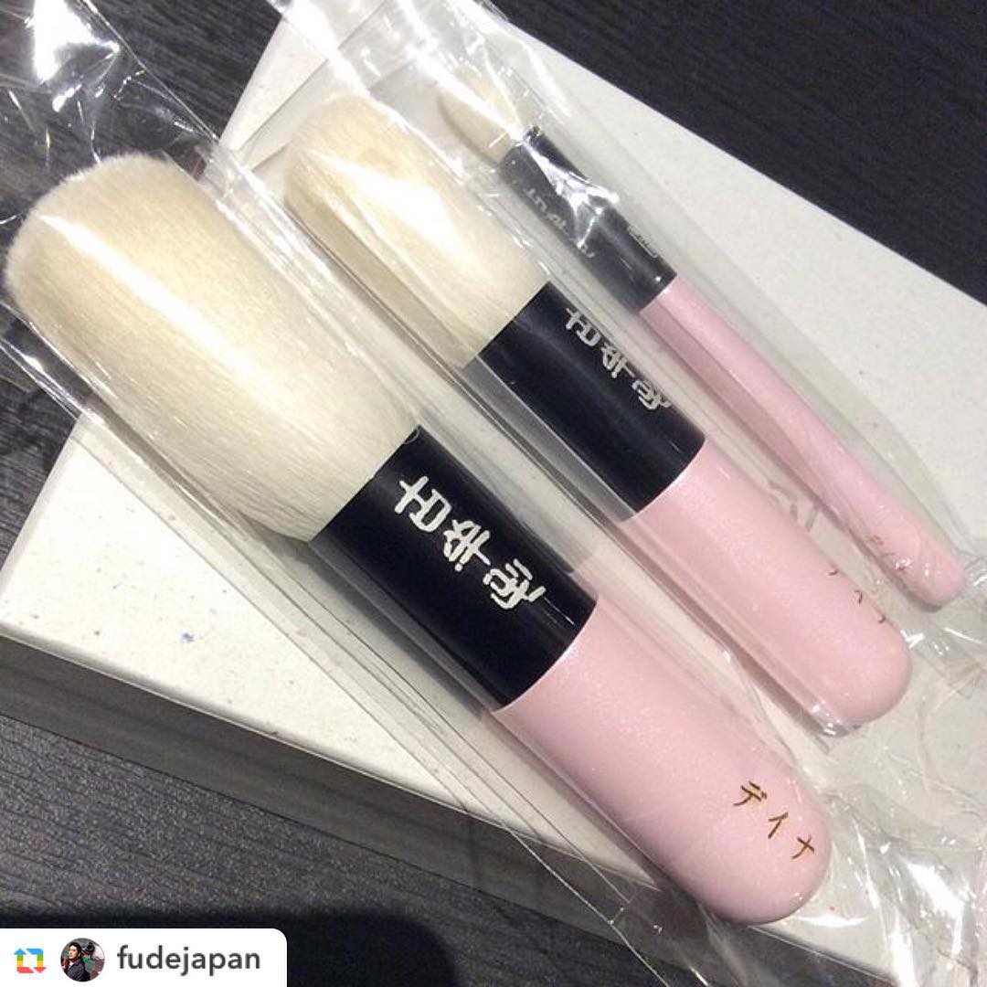 Koyomo Nadeshiko  Pearl  Pink 3 Brush Set