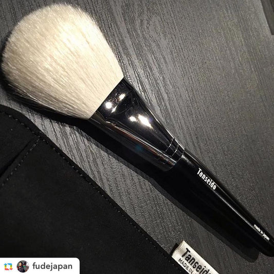 Tanseido EQ 28 Cheek Brush