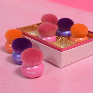 Koyudo Macaron cheek brush (from online shop)