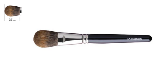 Hakuhodo K008 Blush Brush Round & Flat (pine squirrel)