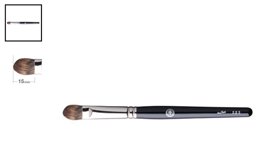 Hakuhodo 223 Eye Shadow Brush Round & Flat (pine squirrel)