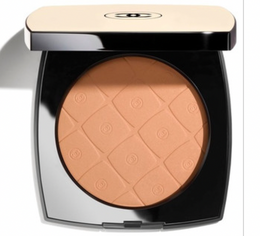 Chanel Les Beiges Oversize healthy glow highlighting powder