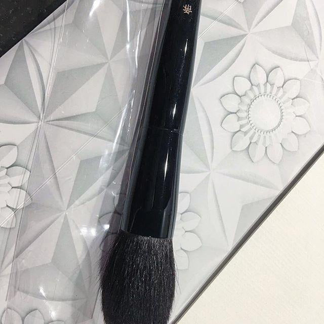 Kyureido KK-001 Powder Brush