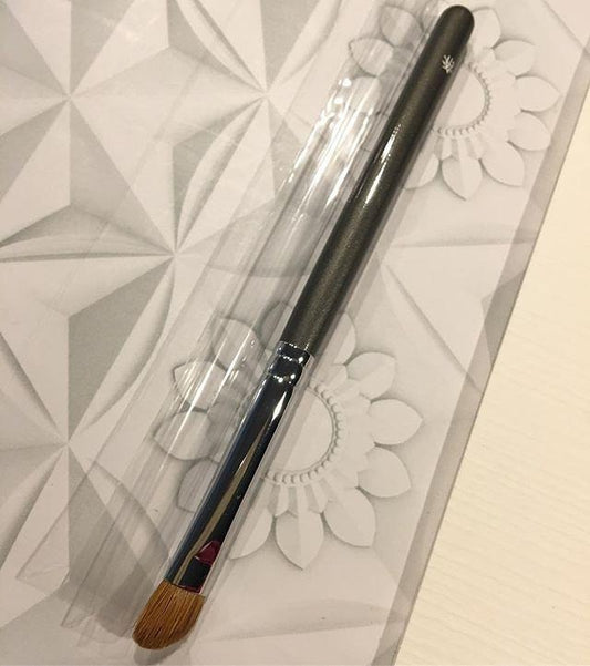 Kyureido KM-011 Eyebrow Brush M