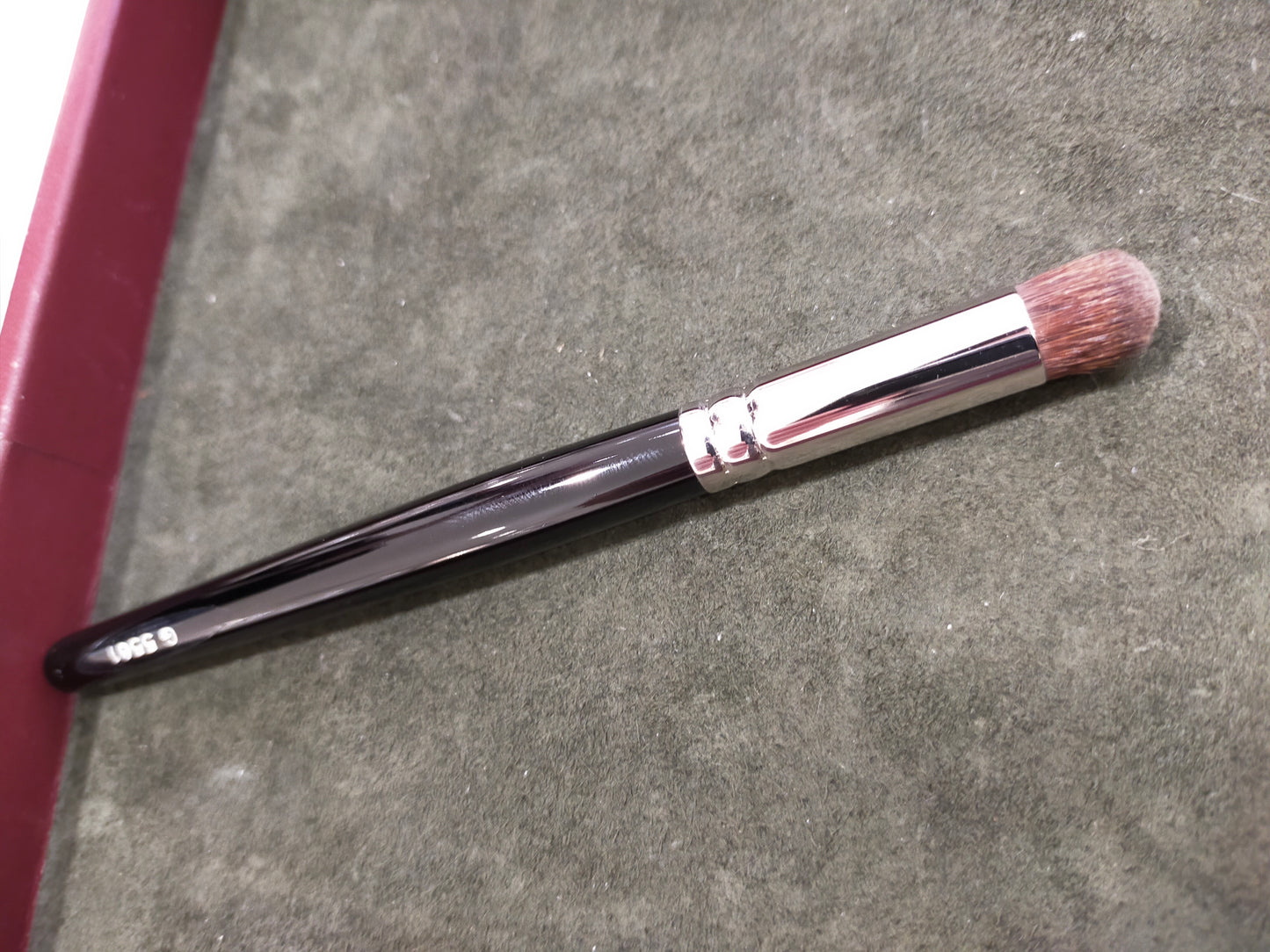 Hakuhodo G5561 Kazan squirrel eyeshadow