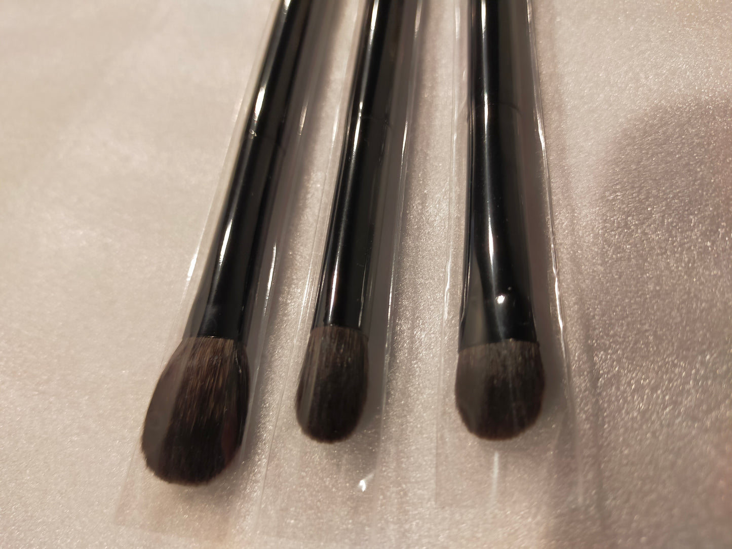 Fude Japan Eyeshadow  (the same as SUQQU Grey Squirrel brushes that were discontinued)