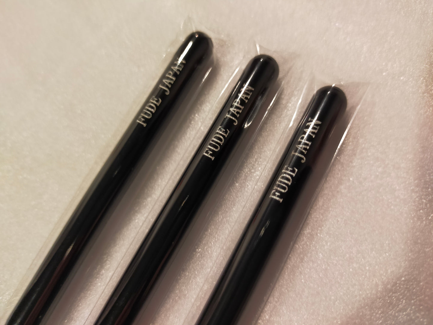 Fude Japan Eyeshadow  (the same as SUQQU Grey Squirrel brushes that were discontinued)