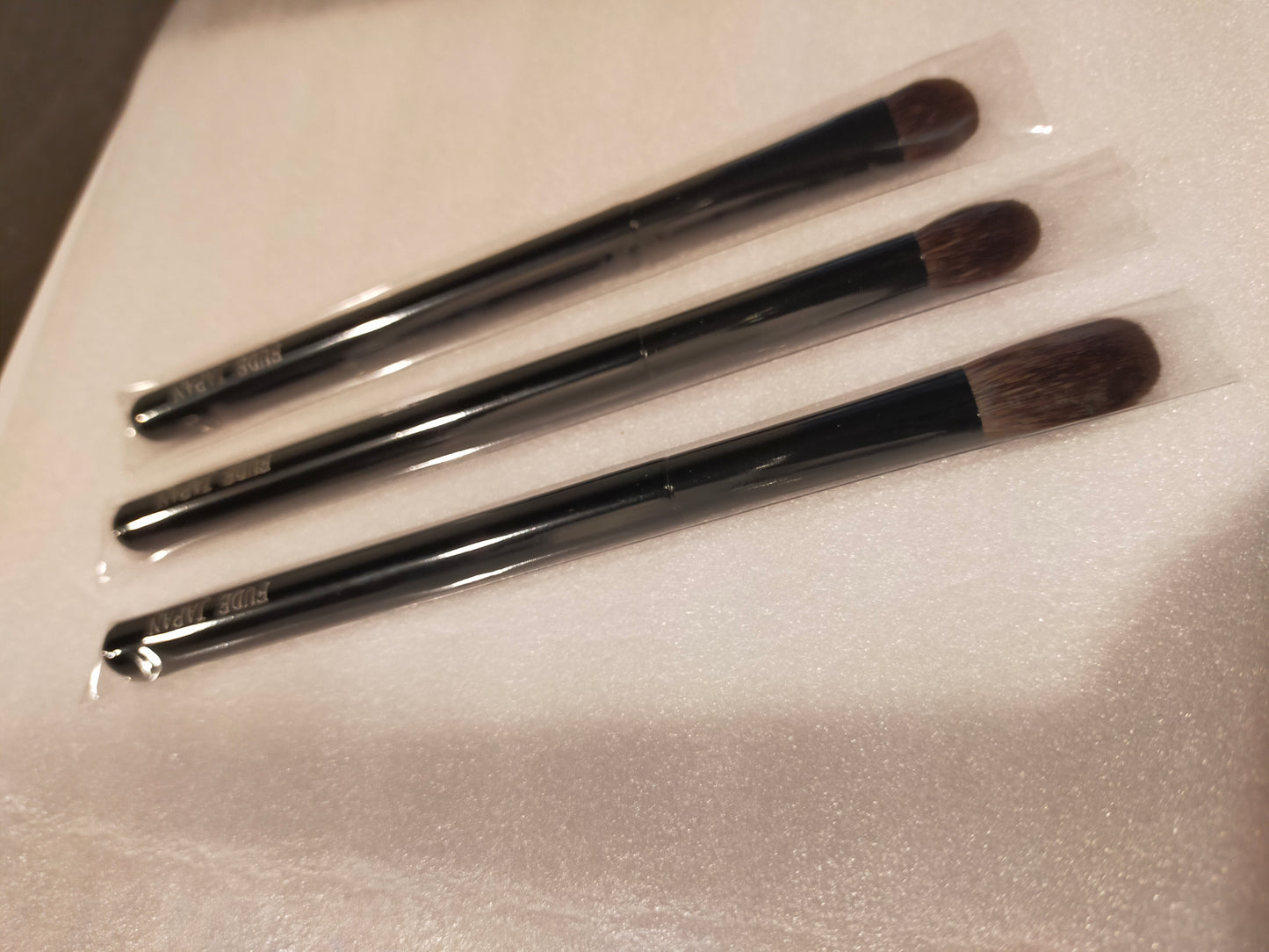 Fude Japan Eyeshadow  (the same as SUQQU Grey Squirrel brushes that were discontinued)