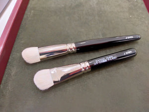 Hakuhodo J6483 eyeshadow brushes, round angled