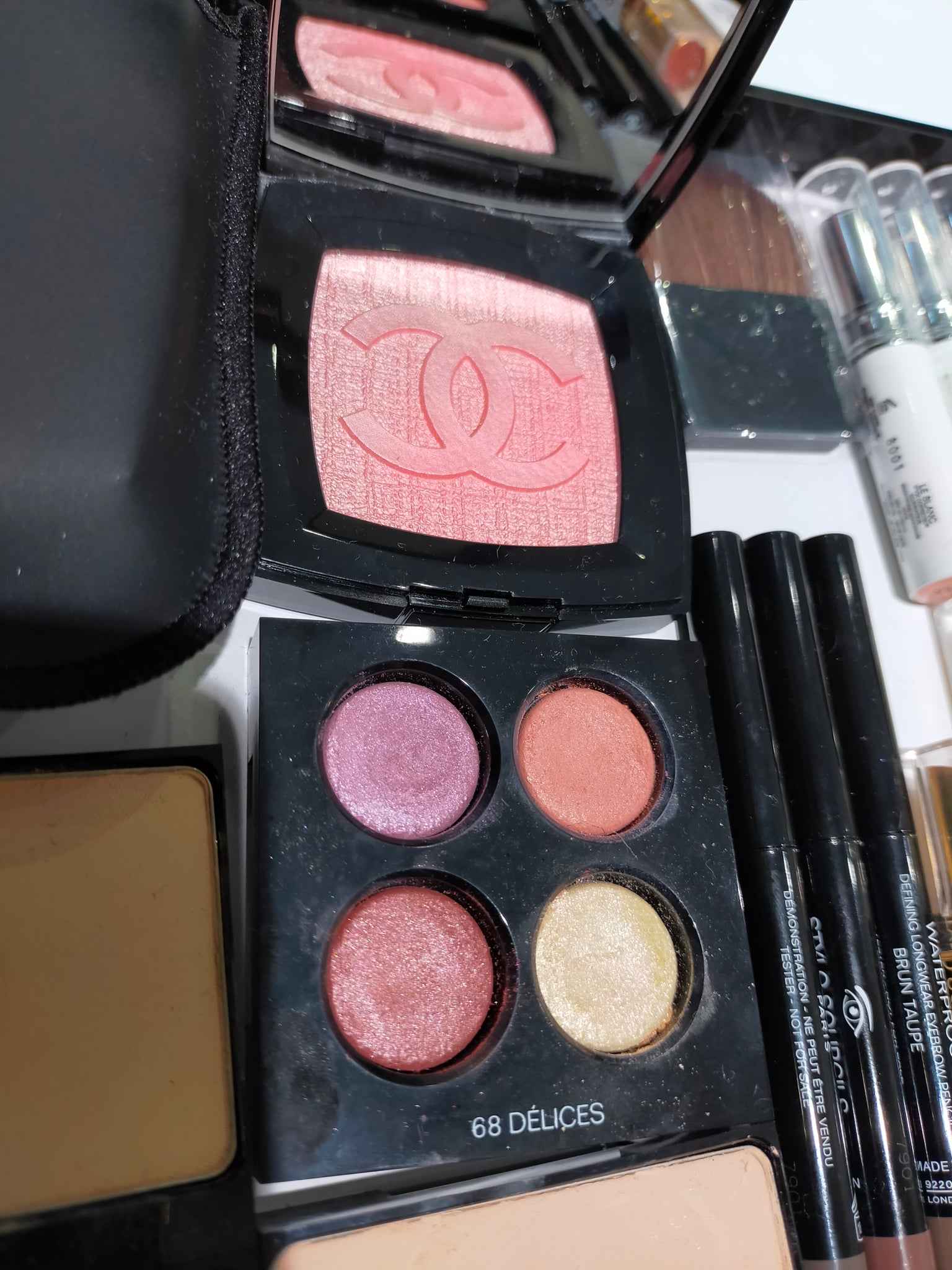 CHANEL 68 Delices Les 4 Ombres Multi-Effect Quadra Eyeshadow Spring 2023  JAPAN