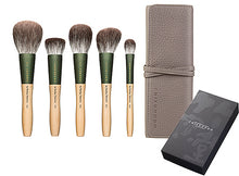 Load image into Gallery viewer, Chikuhodo Silver Fox 5 Brush Set with Pouch (S-FO)
