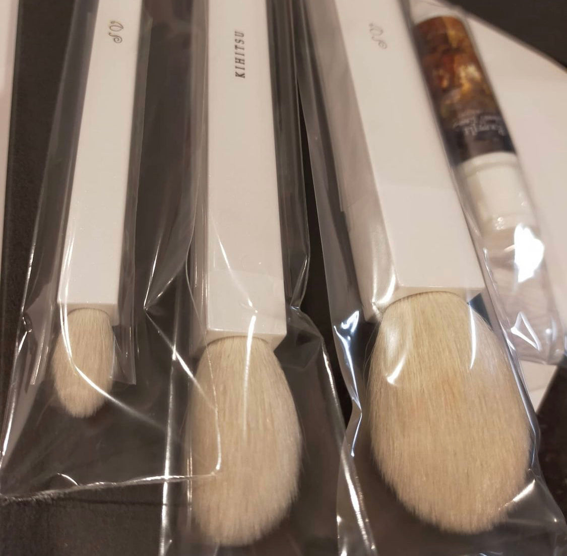 Kihitsu Square brush set