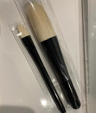 Load image into Gallery viewer, Kihitsu Black Saikoho Brush Set 2
