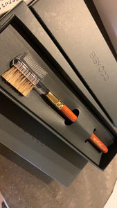 Bisyodo B-BC-01 Brush and Comb in stock