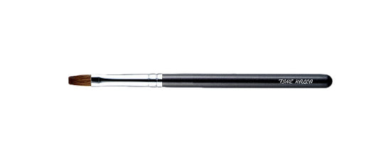 Kyureido KM-014 lip brush (Kolinsky)