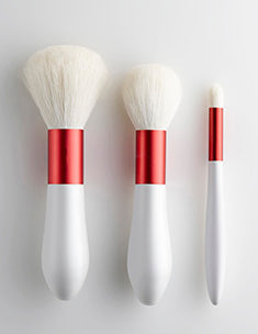 Koyomo Hana Pearl White Powder Brush in stock